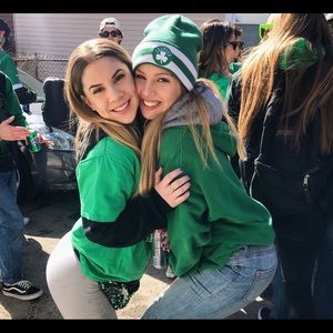 Meet your Posher, Joanie